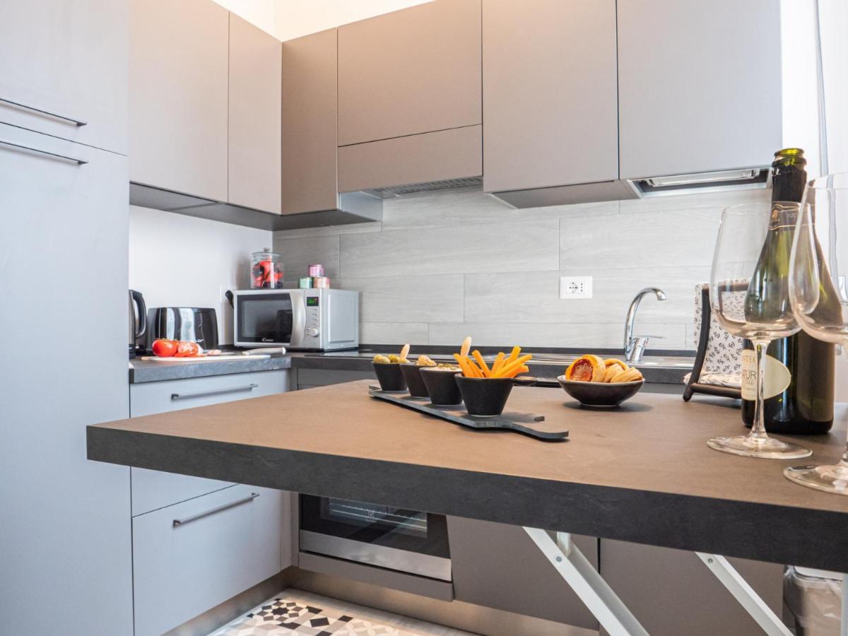 The Best Rent - Apartment With Balcony In Milan Downtown Ngoại thất bức ảnh
