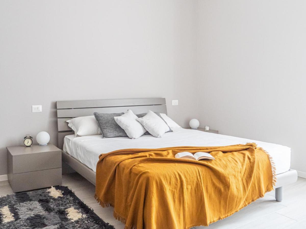The Best Rent - Apartment With Balcony In Milan Downtown Ngoại thất bức ảnh